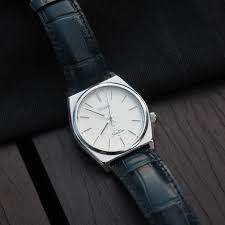 SilverWave Premium Quartz Watch